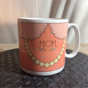 MOM White W/Peachy Orange Ceramic Coffee/Tea Mug pre-owned